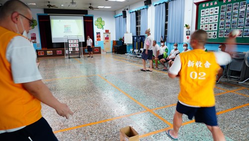 Nine Square Grid Pitching Contest